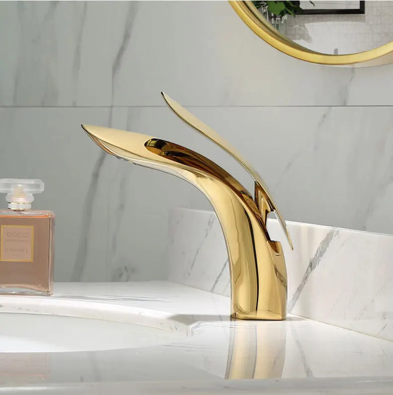 Basin Faucets Modern Rose Gold  Bathroom Faucet Waterfall Single Hole Cold and Hot Water Tap Basin Faucet Mixer Taps  XT-423