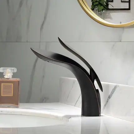 Basin Faucets Modern Rose Gold  Bathroom Faucet Waterfall Single Hole Cold and Hot Water Tap Basin Faucet Mixer Taps  XT-423